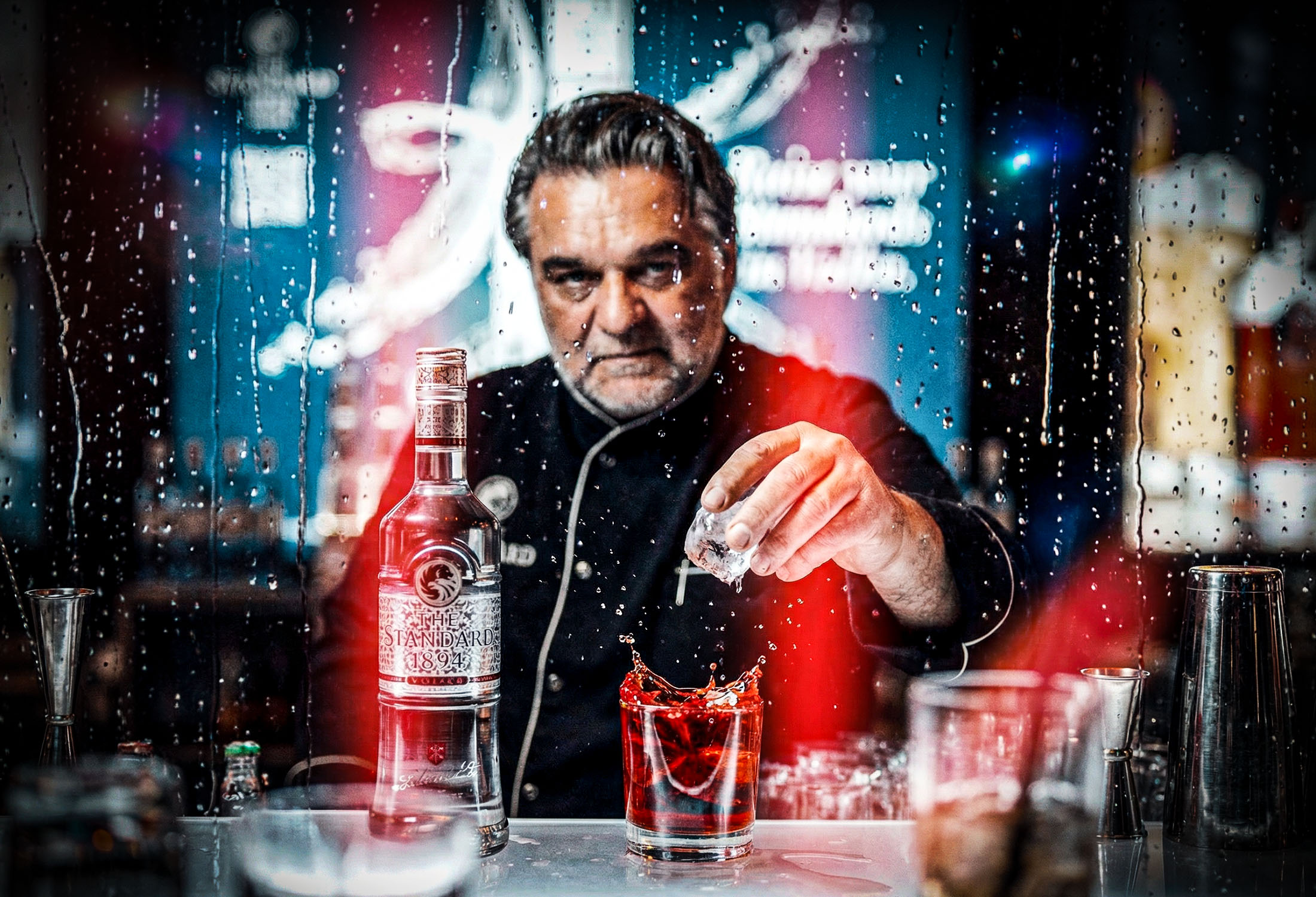 adriano-paulus-full-bar-01